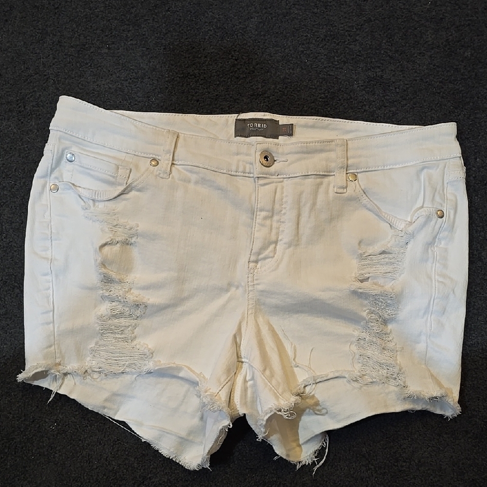 Torrid White Distressed Denim Shorts